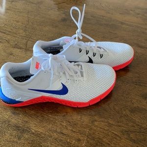 Women’s Nike Metcon Training Sneakers